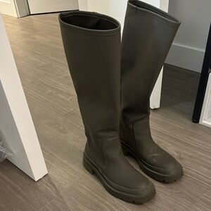 Zara Dark Olive Rain Boots